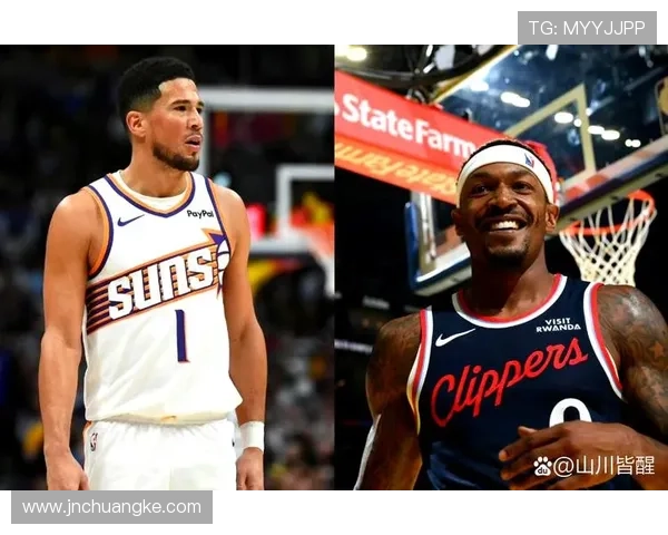 布克半场表现平平18分钟仅得10分3篮板6助攻正负值惨淡11